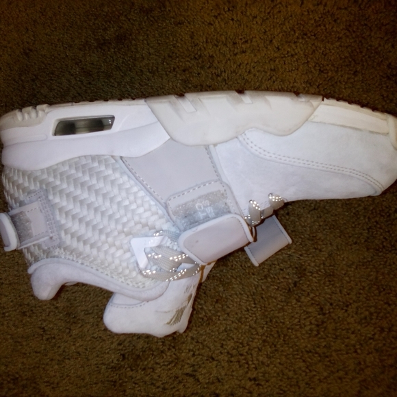 Nike Air TR. V. Cruz "Light Bone" - Picture 5 of 11